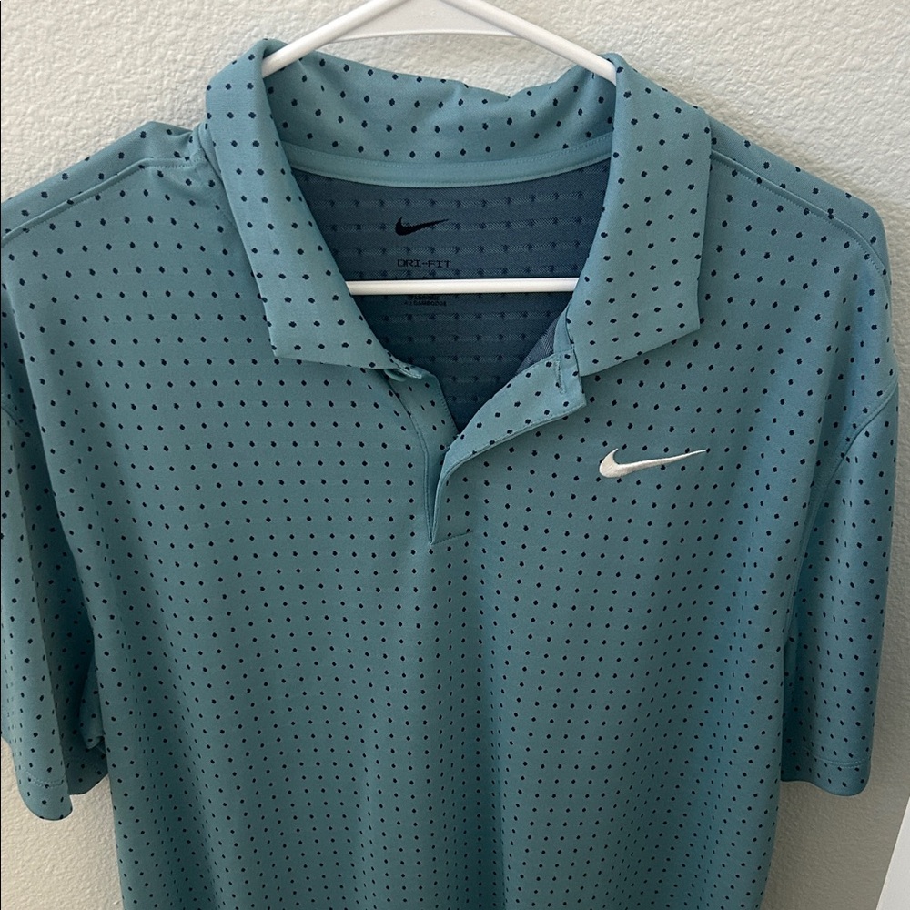 Nike Men's Teal Polka Dot Polo Shirt